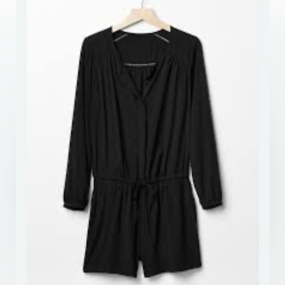 Gap long sleeve romper size Small